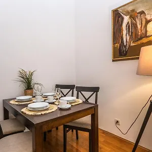 Apartment Wishlist Residences - Old Town Square, Prag